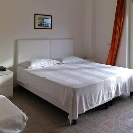 Casa Vacanze Майори Екстериор снимка