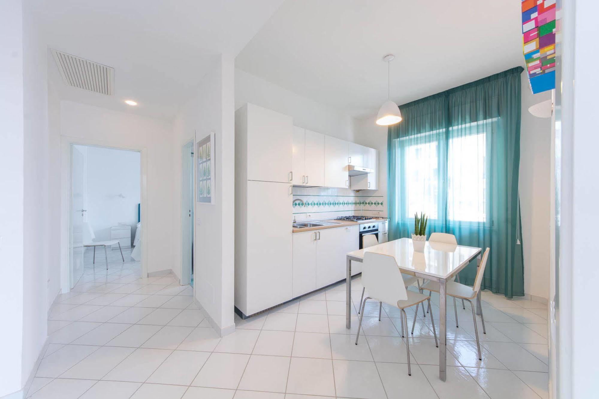 Casa Vacanze Майори Екстериор снимка